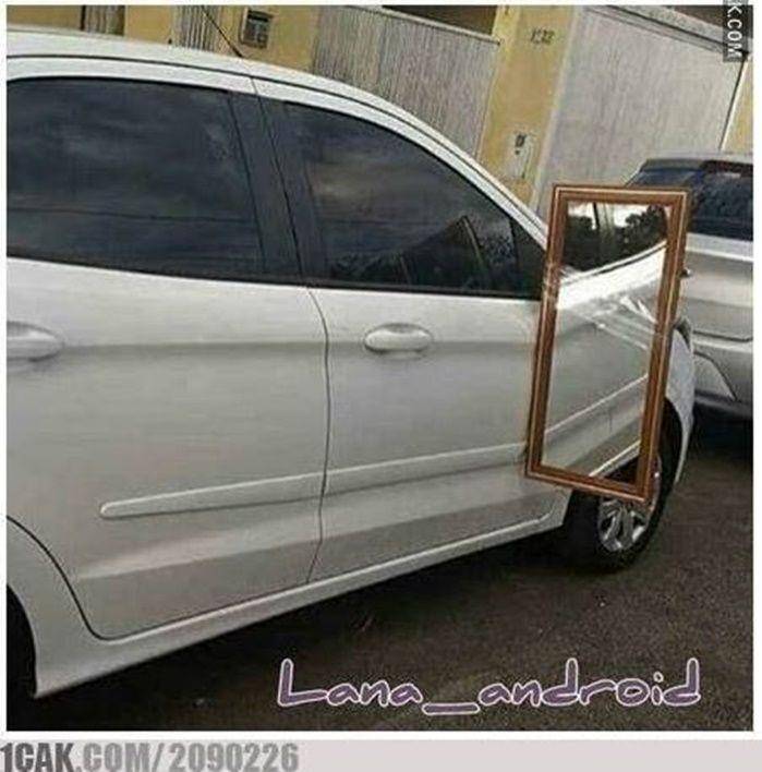 spion kendaraan absurd (1cak.com)