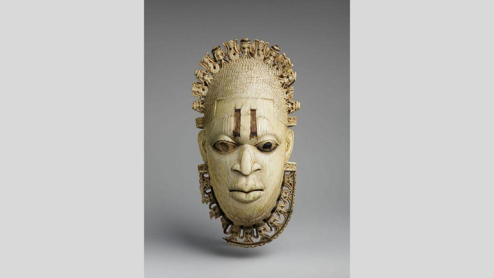 ilustrasi patung kepala khas Benin (metmuseum.org)