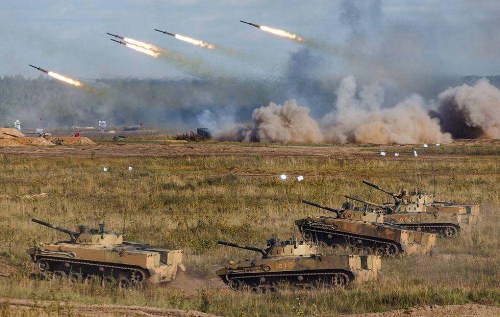 Suasana latihan perang Zapad-2021. twitter.com/SamBendett