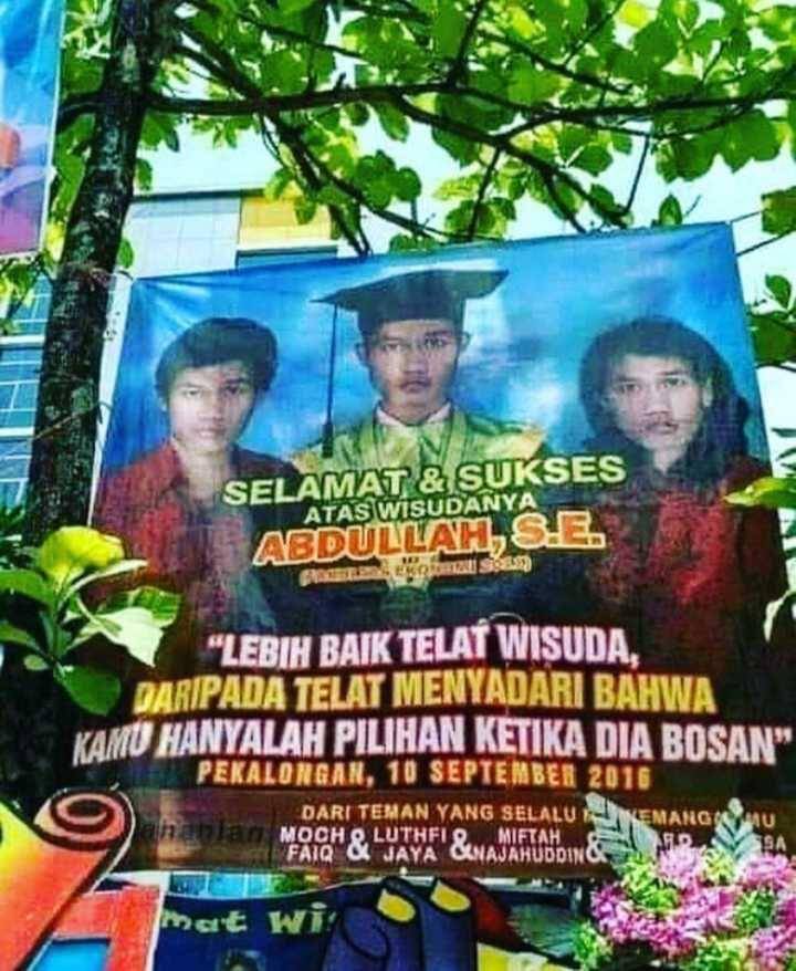 kesalahan pemilihan font (instagram.com/ngakakkocak)