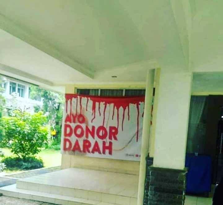 kesalahan pemilihan font (instagram.com/ngakakkocak)