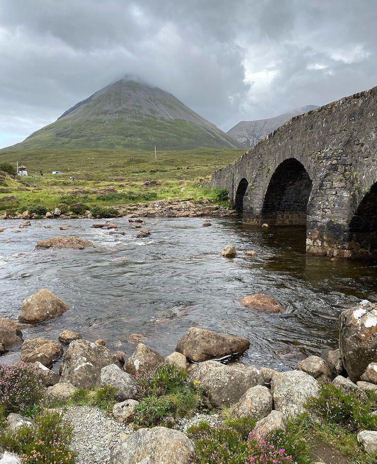 Isle of Skye (instagram.com/guzeltai)