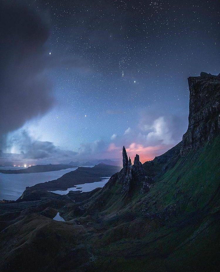 Isle of Skye (instagram.com/roamtheplanet)
