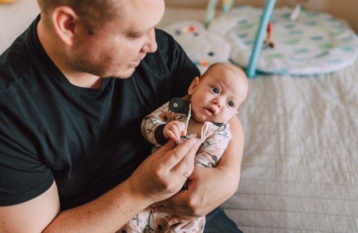 Gemas dan Nyeleneh, 9 Kompilasi Momen Lucu Bayi Bersama Ayah