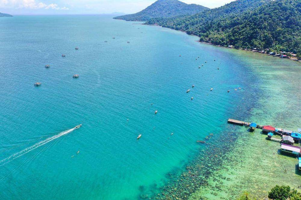 Pulau Lemukutan (instagram.com/pulau_lemukutan)