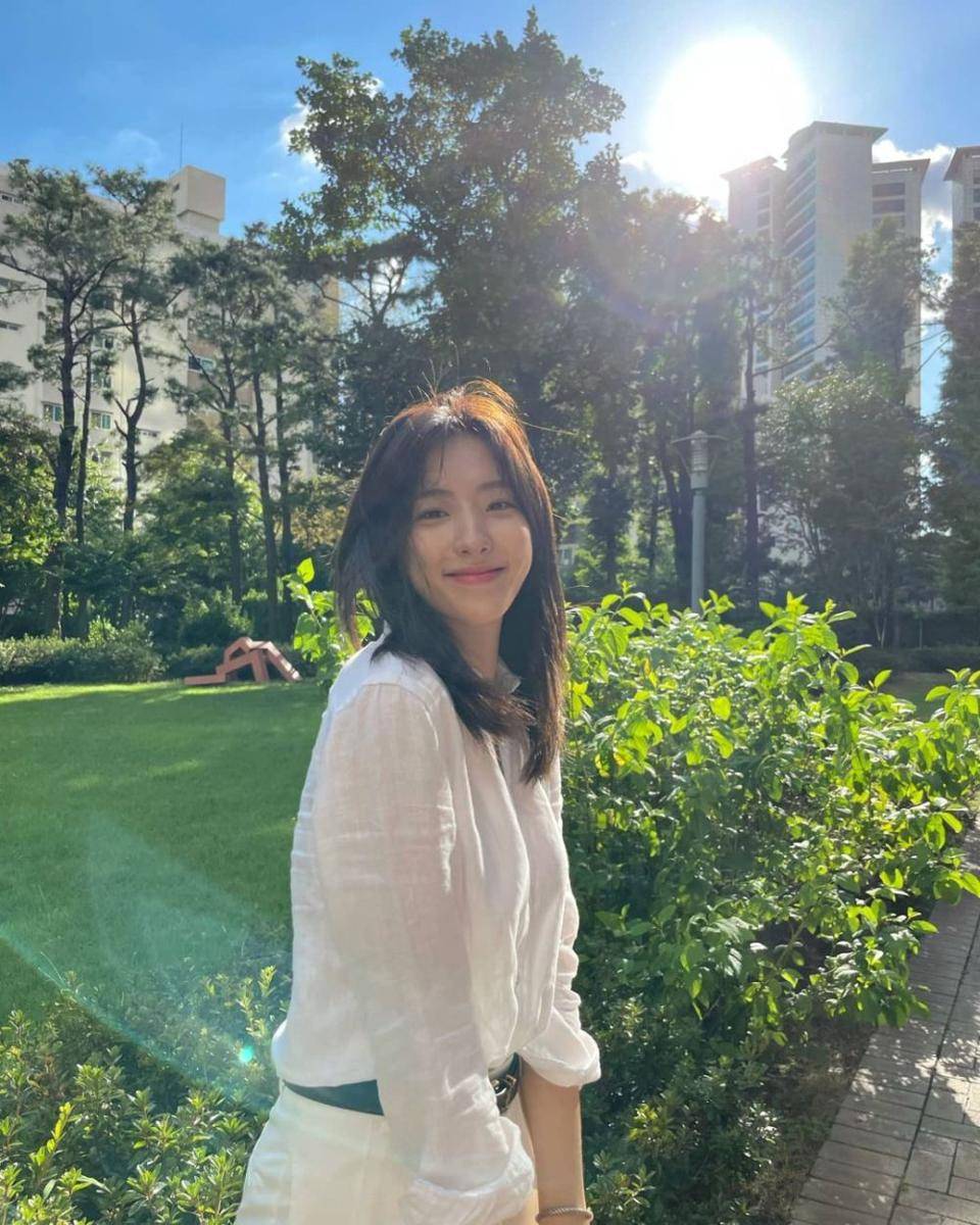 Eunseo WJSN (instagram.com/eeunseo._.v)
