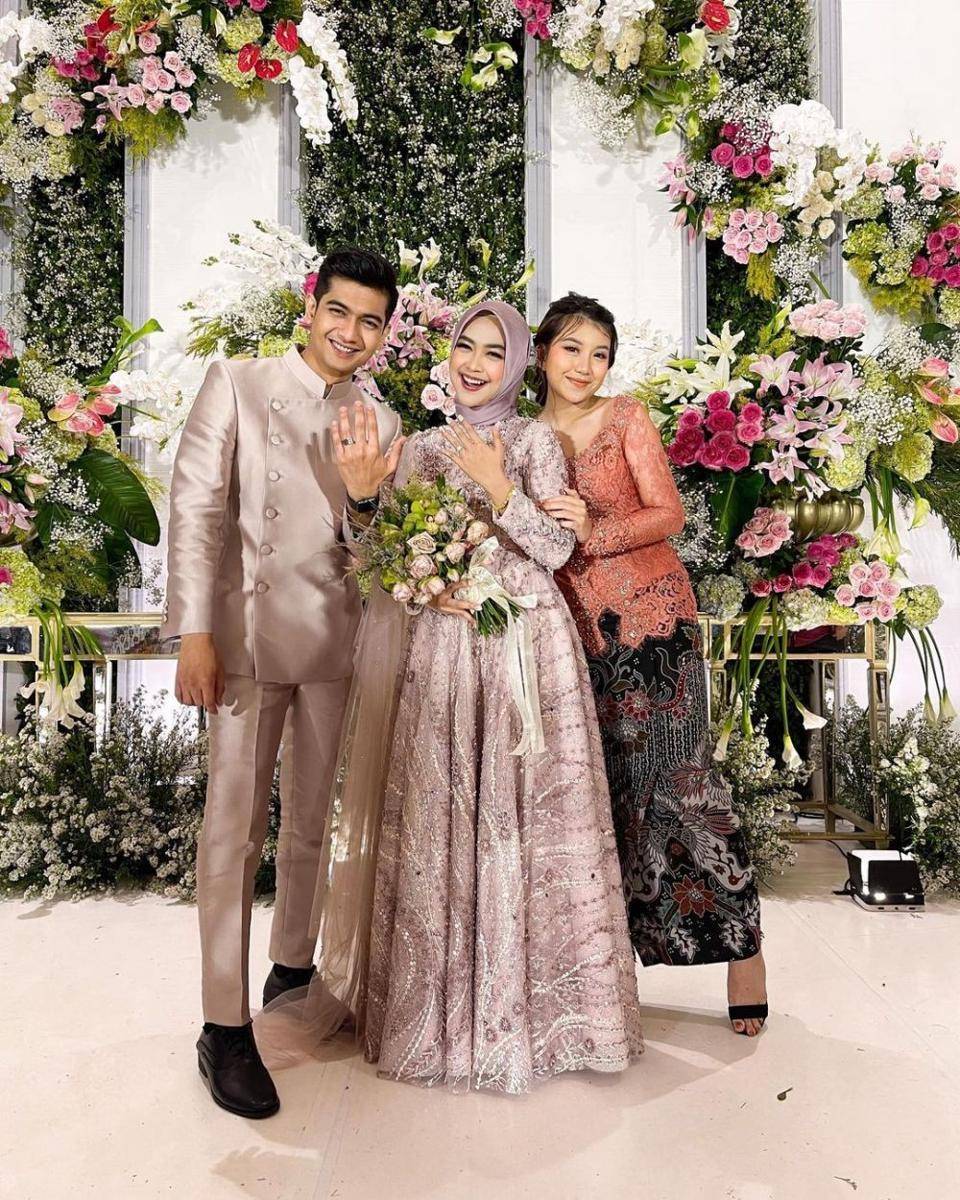 Ghe Indrawari (instagram.com/