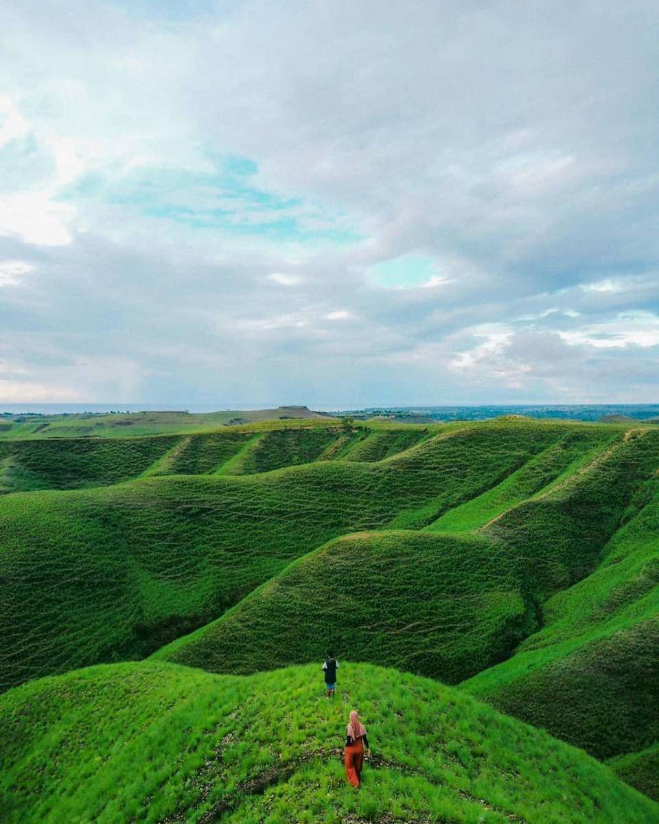 Bukit Tenau (instagram.com/humairahymn_)