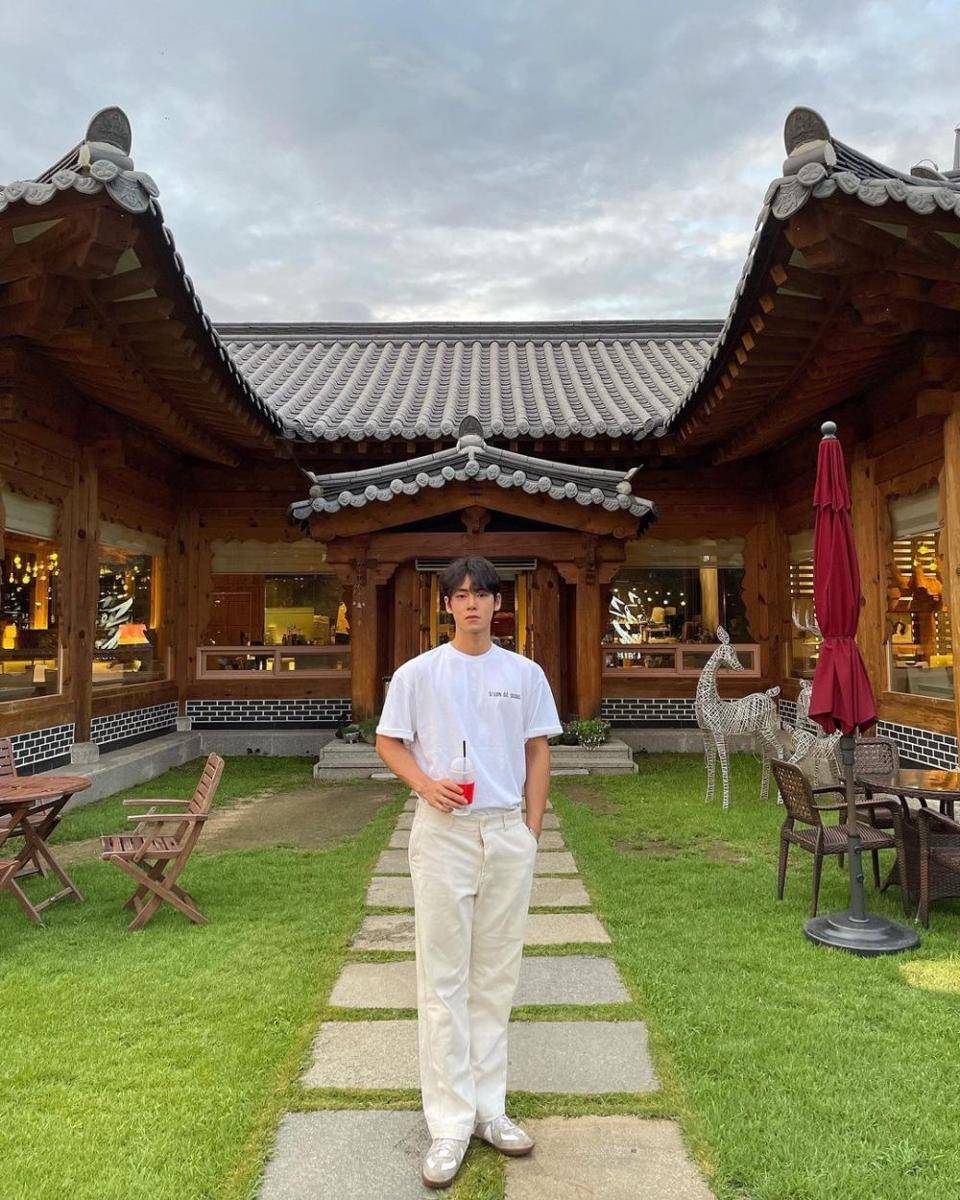 Han Jung Wan (instagram.com/teddywany)