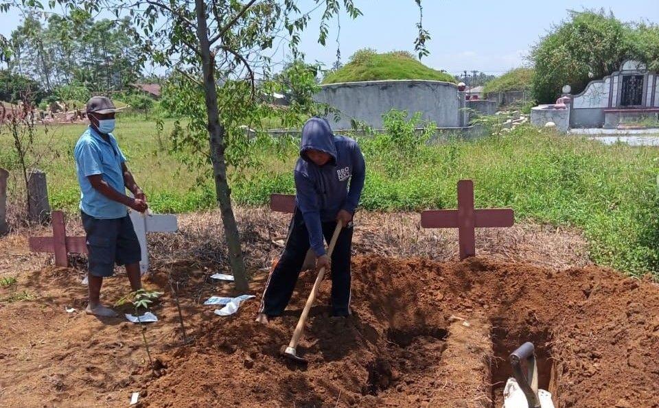 Jenazah Mrs X dikebumikan di Pekuburan Delitua (Dok.IDN Times/istimewa)
