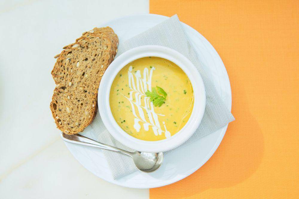 ilustrasi crab bisque (pexels.com/Denys Gromov)