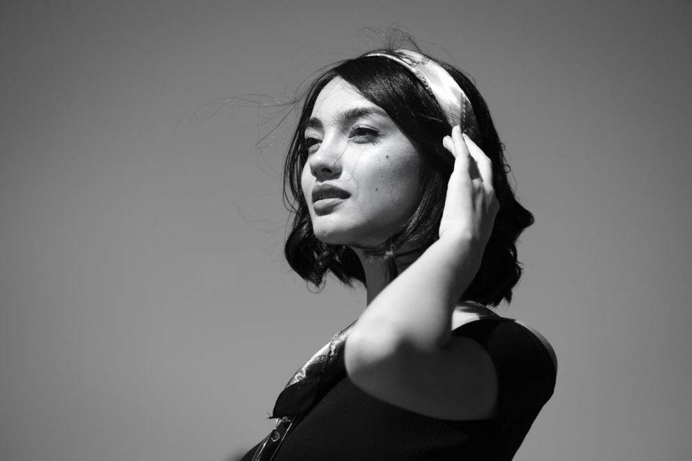 ilustrasi wanita bertekad kuat (pexels.com/Xiaoming Tian)