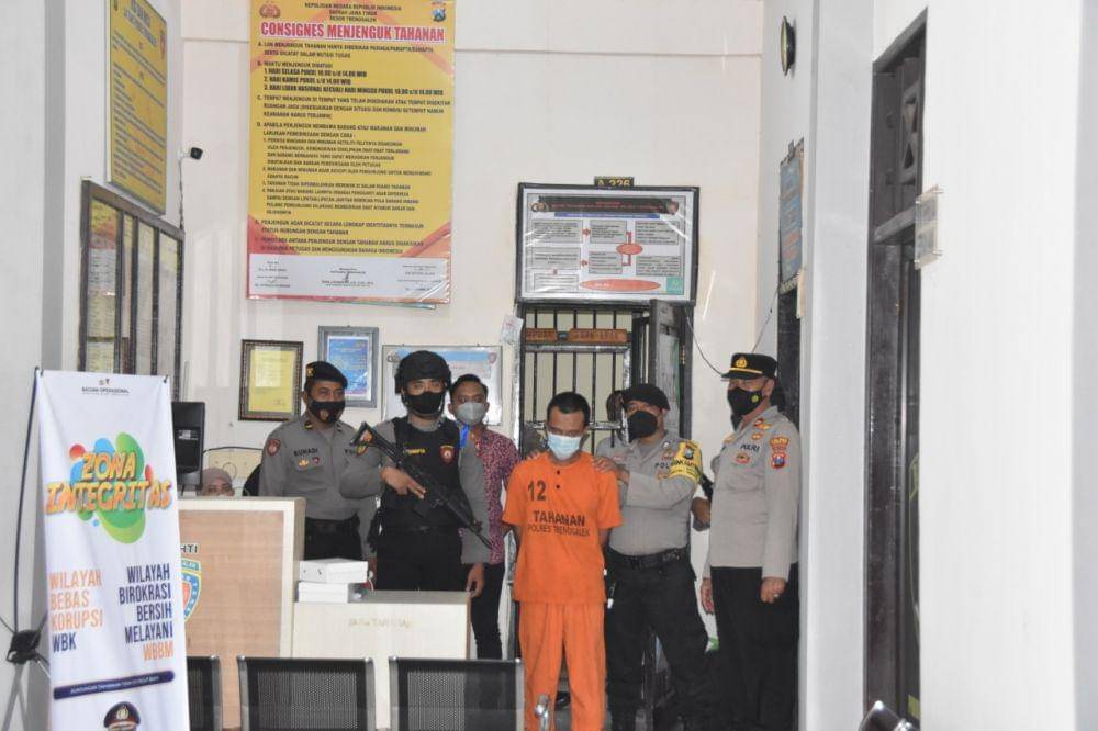 Tersangka pencabulan terhadap santriwati di Trenggalek, IDN Times/ istimewa