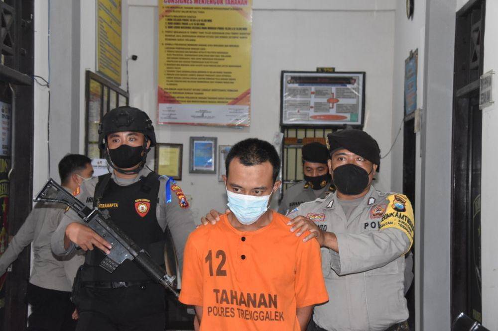 Tersangka pencabulan terhadap santriwati di Trenggalek, IDN Times/ istimewa