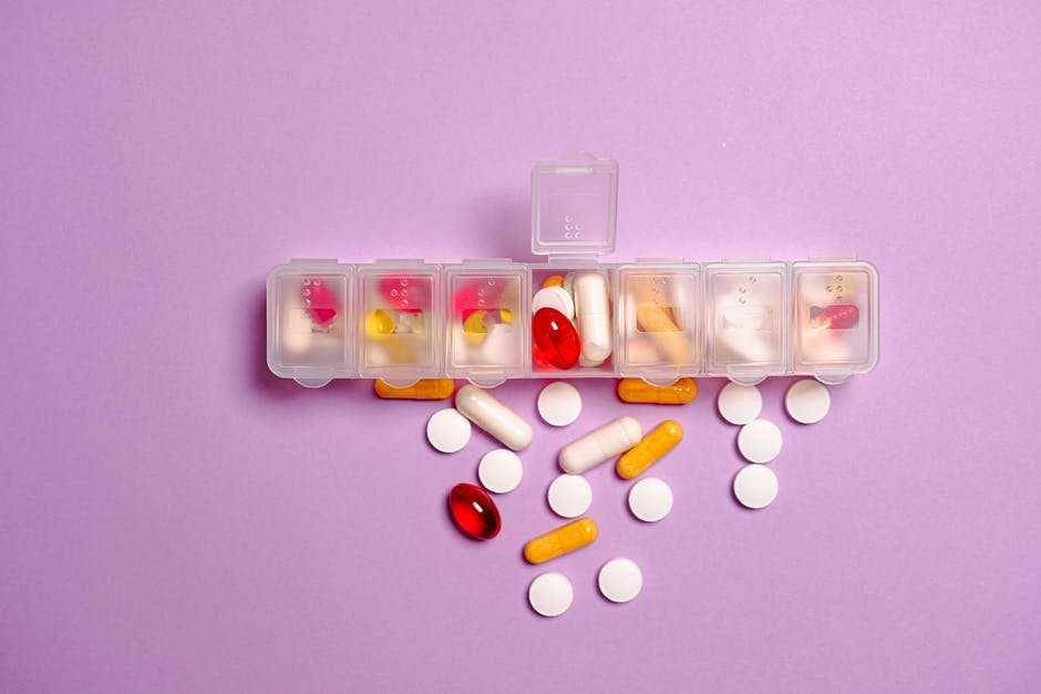 ilustrasi obat (pexels.com/Anna Shvets)