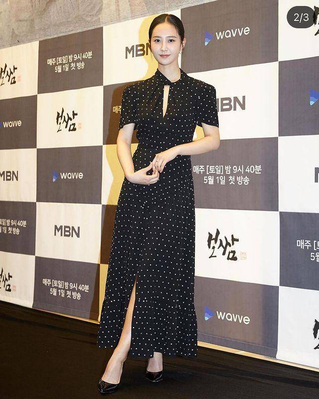 Kwon Yuri (instagram.com/yulyulk)