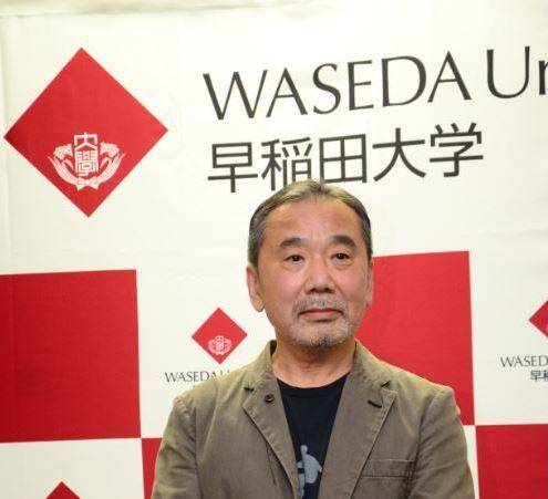 Haruki Murakami saat melakukan konferensi pers yang diadakan di Waseda University (20/6/2019). (waseda.jp)