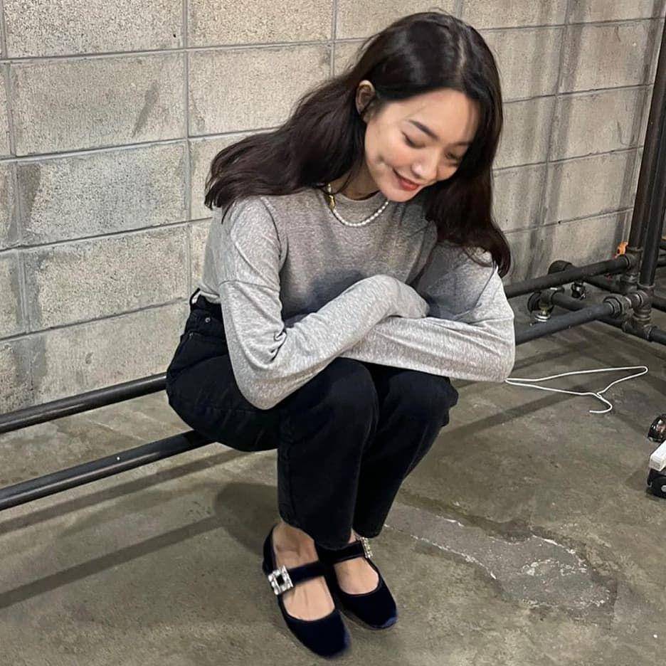 Shin Min Ah (instagram.com/shinminah_fanclub)