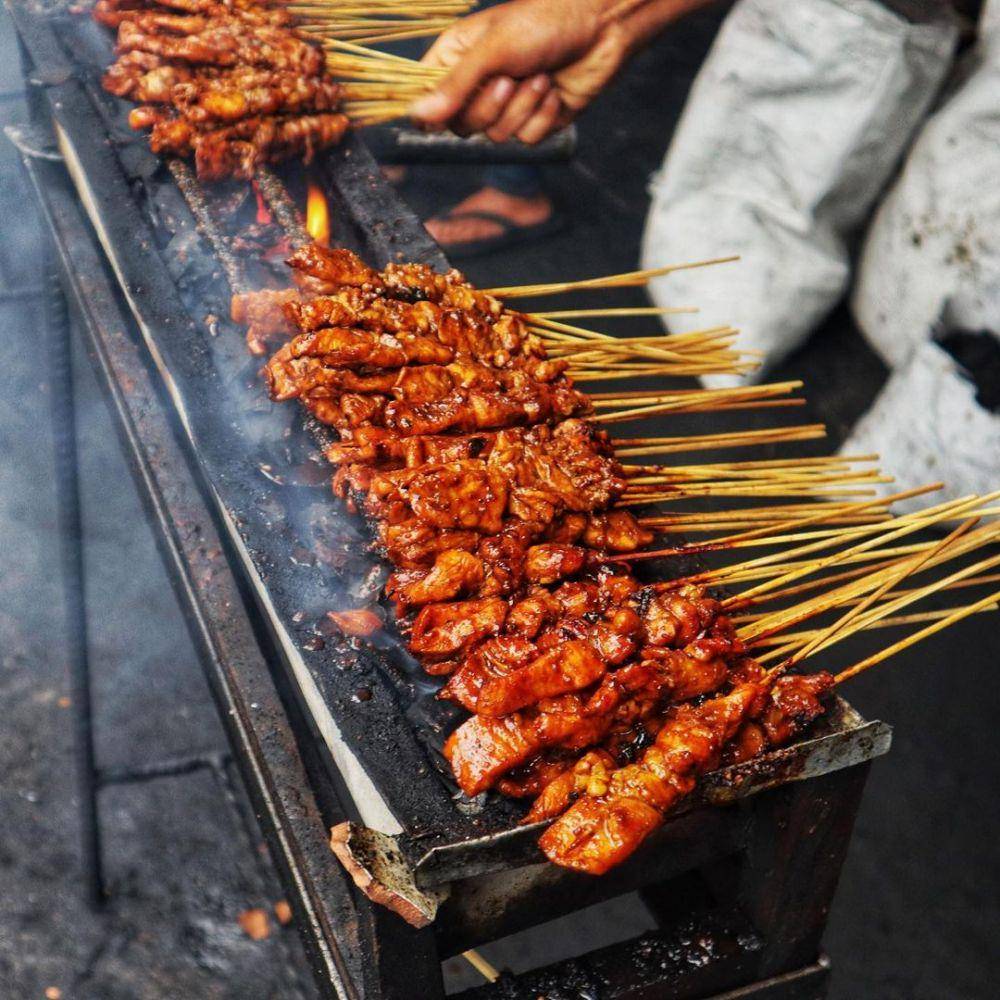 Bakaran Nikmat (instagram.com/eatandpeace_)