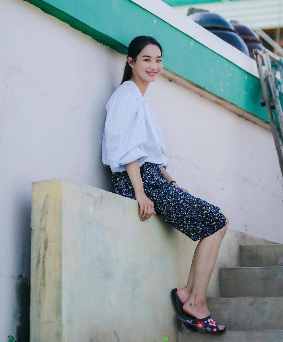 Shin Min Ah (instagram.com/shinminah_fanclub)