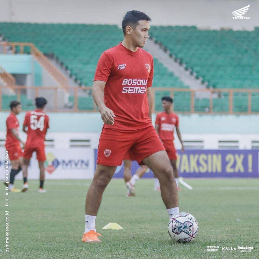 Pemain baru PSM Makassar, Bektur Talgat Uulu, dalam sesi latihan bersama di Stadion Wibawa Mukti Cikarang pada Rabu 22 September 2021. (Instagram.com/psm_makassar)