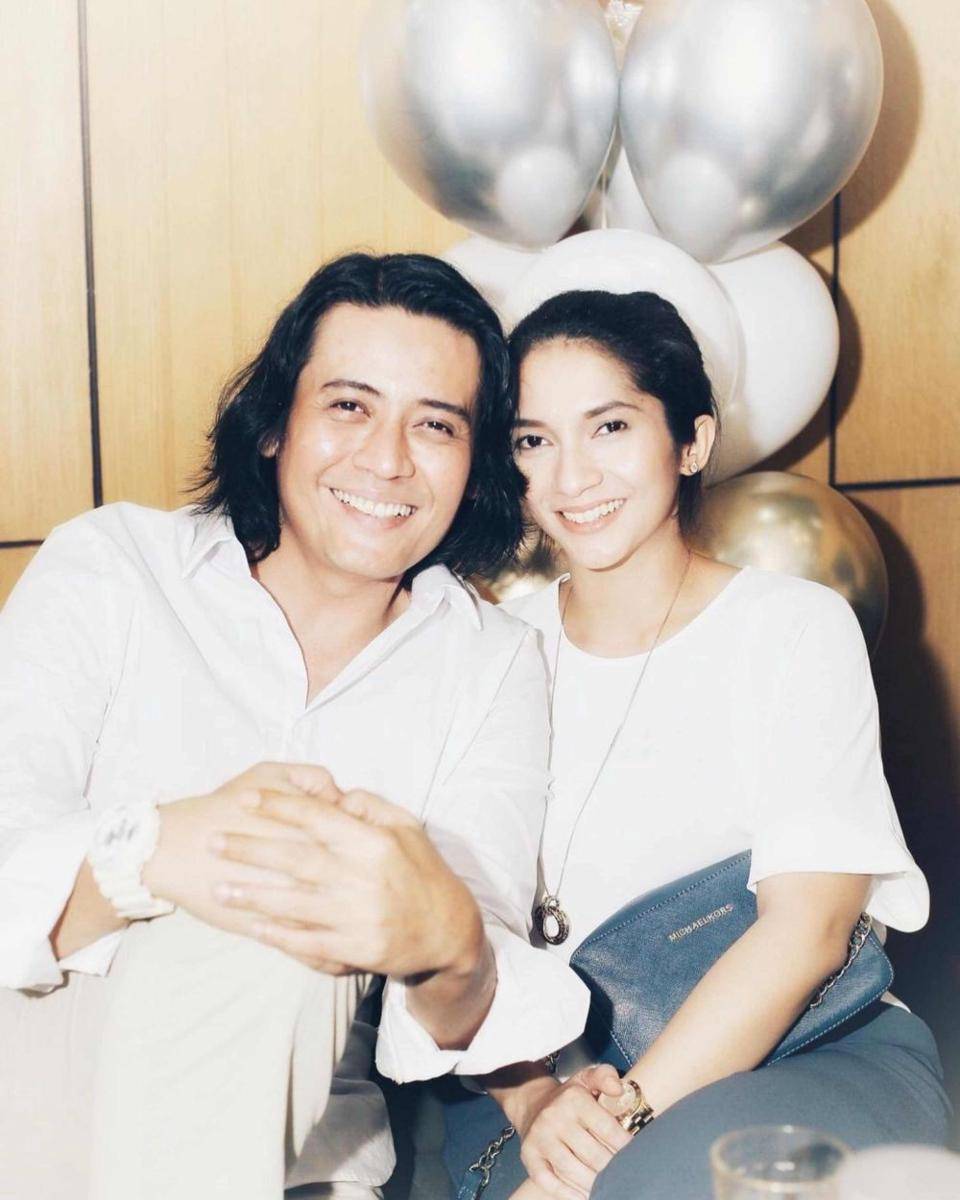 Artis ada unsur Teuku di namanya (Arbaniyasiz via Instagram.com/virayuniar81/)