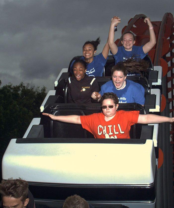 ekspresi orang naik roller coaster (reddit.com/baconiswow)