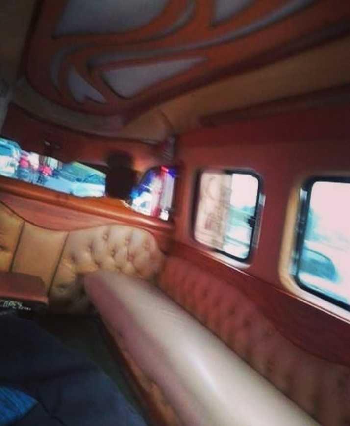 kursi tak biasa (instagram.com/ngakakkocak)