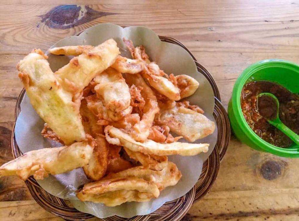 Pisang goreng groho (instagram.com/zataligouw)