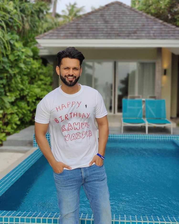 Rahul Vaidya (instagram.com/rahulvaidyarkv)