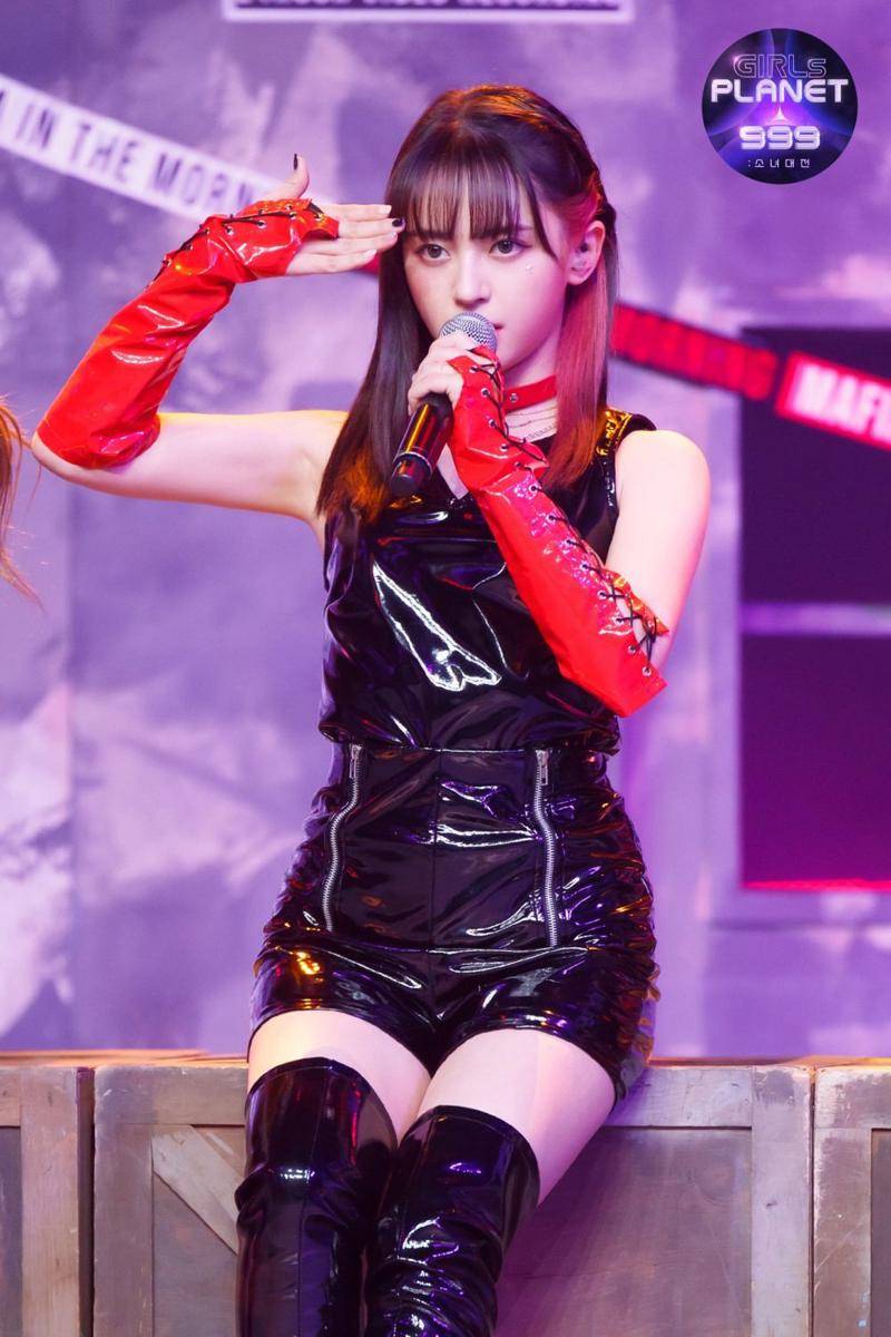 Sakamoto Mashiro (twitter.com/_girlsplanet999)