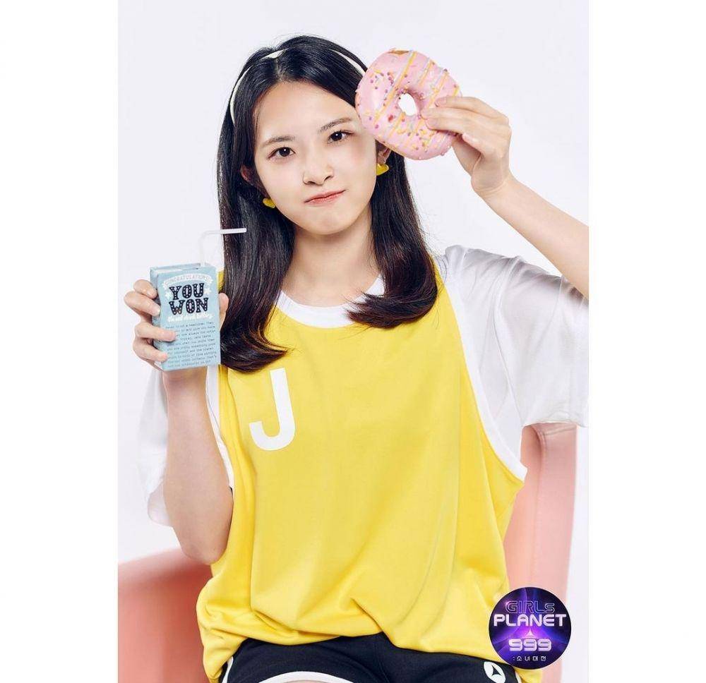 Kamimoto Kotone (instagram.com/girlsplanet999)