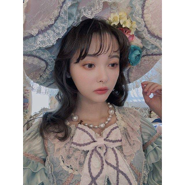 potret Tina Tamashiro (instagram.com/tinapouty)