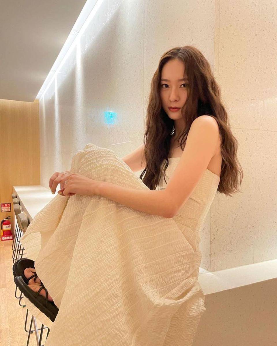 Krystal (instagram.com/vousmevoyez)