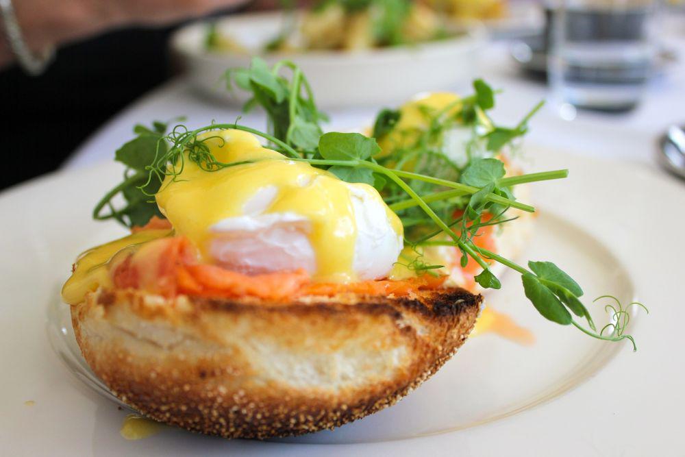 5 Hidangan yang Pas Disantap Bareng Hollandaise, Makin Creamy!