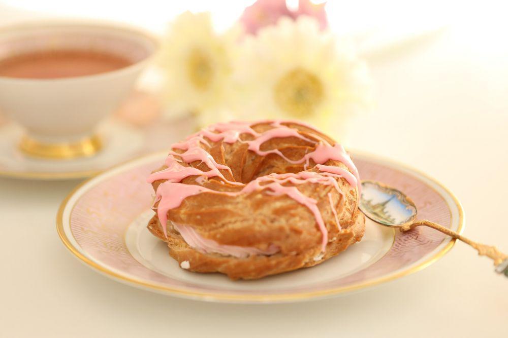 honey glaze cruller (pixabay.com/Olga Oginskaya)