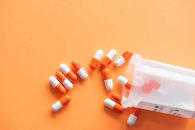 ilustrasi obat (unsplash.com/Christina Victoria Craft)