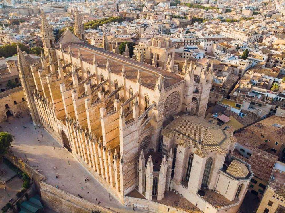 Catedral de Mallorca (instagram.com/catedralmca)