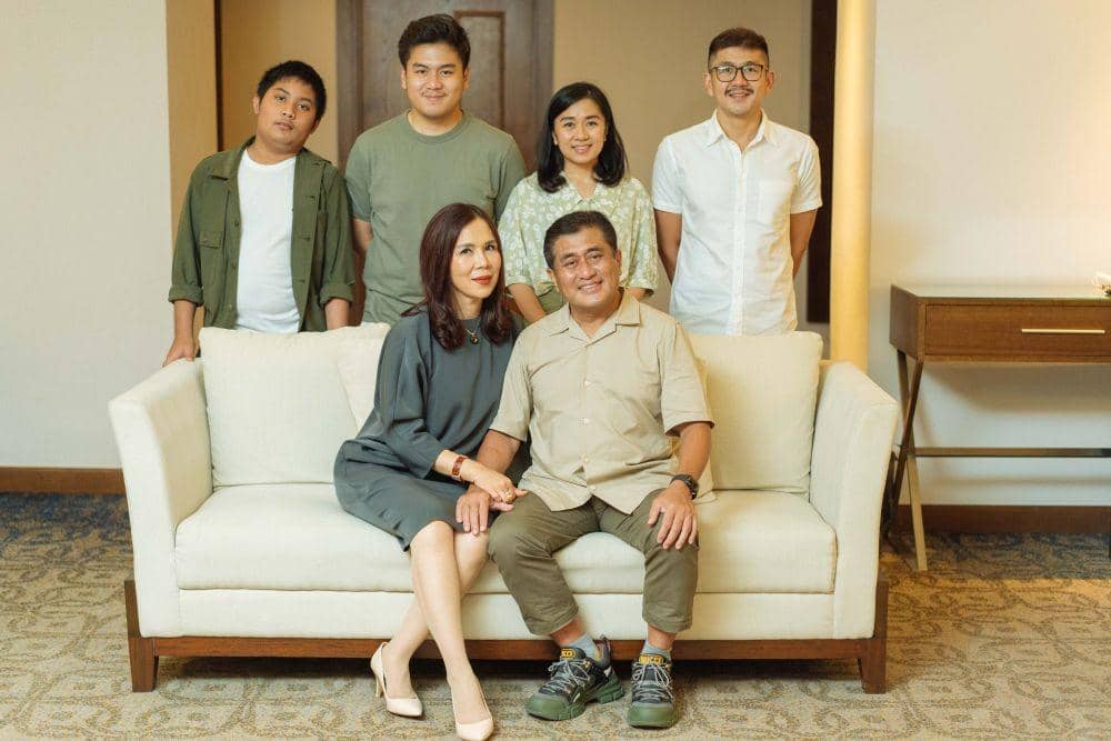 Andi Anugrah Manggabarani bersama keluarga. Dok. IDN Times/Istimewa