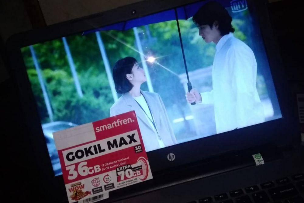 menonton drama Yumi's Cells dengan Smartfren Gokil max (dok. pribadi/Addini Safitri)