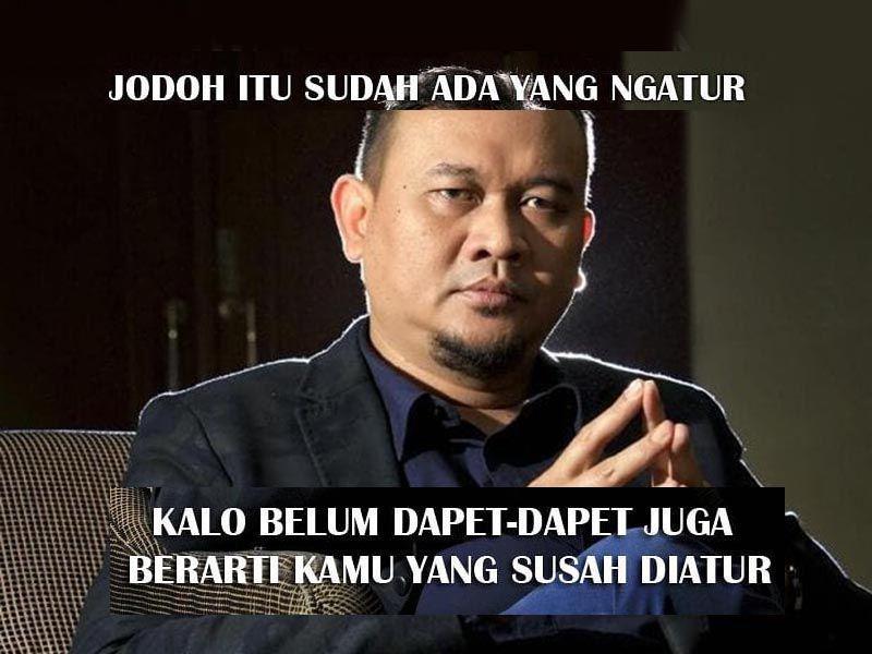 Jago Teori Nol Praktik, 10 Meme Kocak Jomblo Ini Bikin Cengengesan!