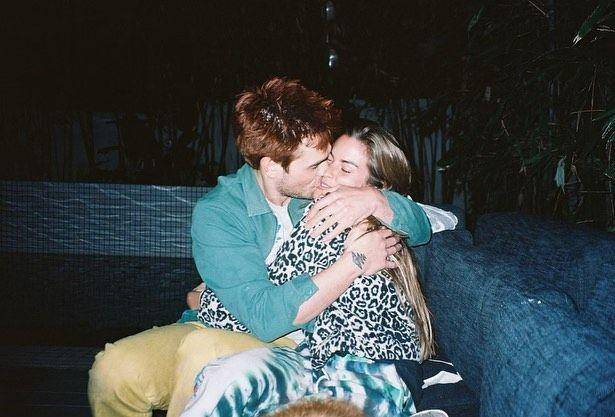 KJ Apa dan Clara Berry (instagram.com/kjapa)