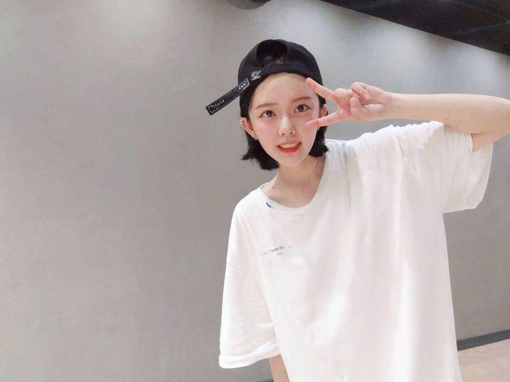Jung Ji So (instagram.com/mint_ziso)