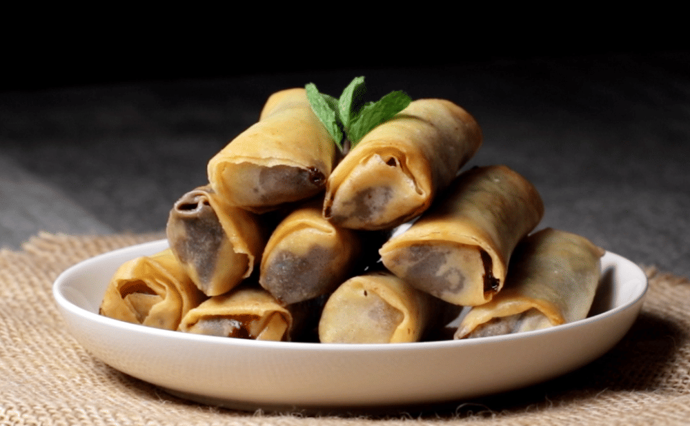 ilustrasi lumpia pisang nutella (yummy.co.id)