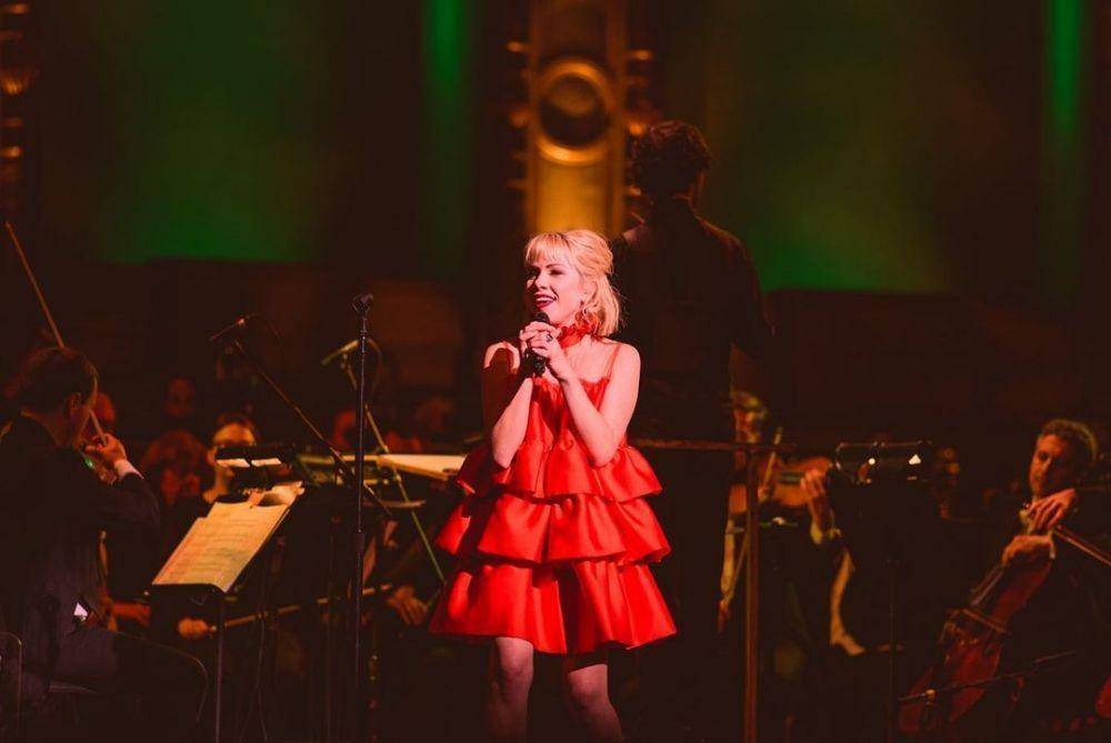 Carly Rae Jepsen (instagram.com/carlyraejepsen)
