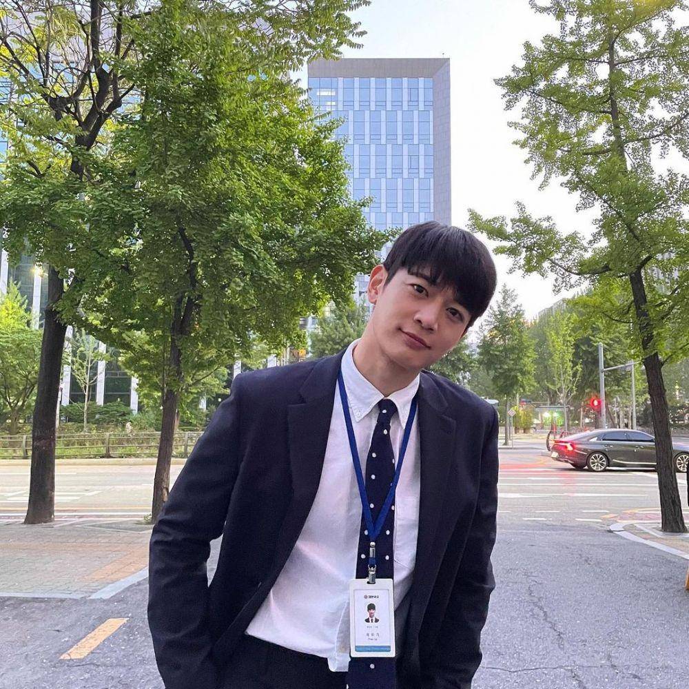 Minho SHINee (instagram.com/choiminho_1209)