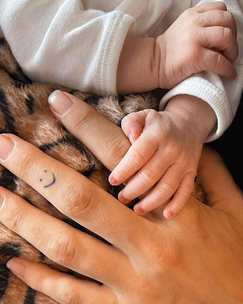 Sasha Vai Keneti Apa, anak KJ Apa dan Clara Berry (instagram.com/clara.berry)