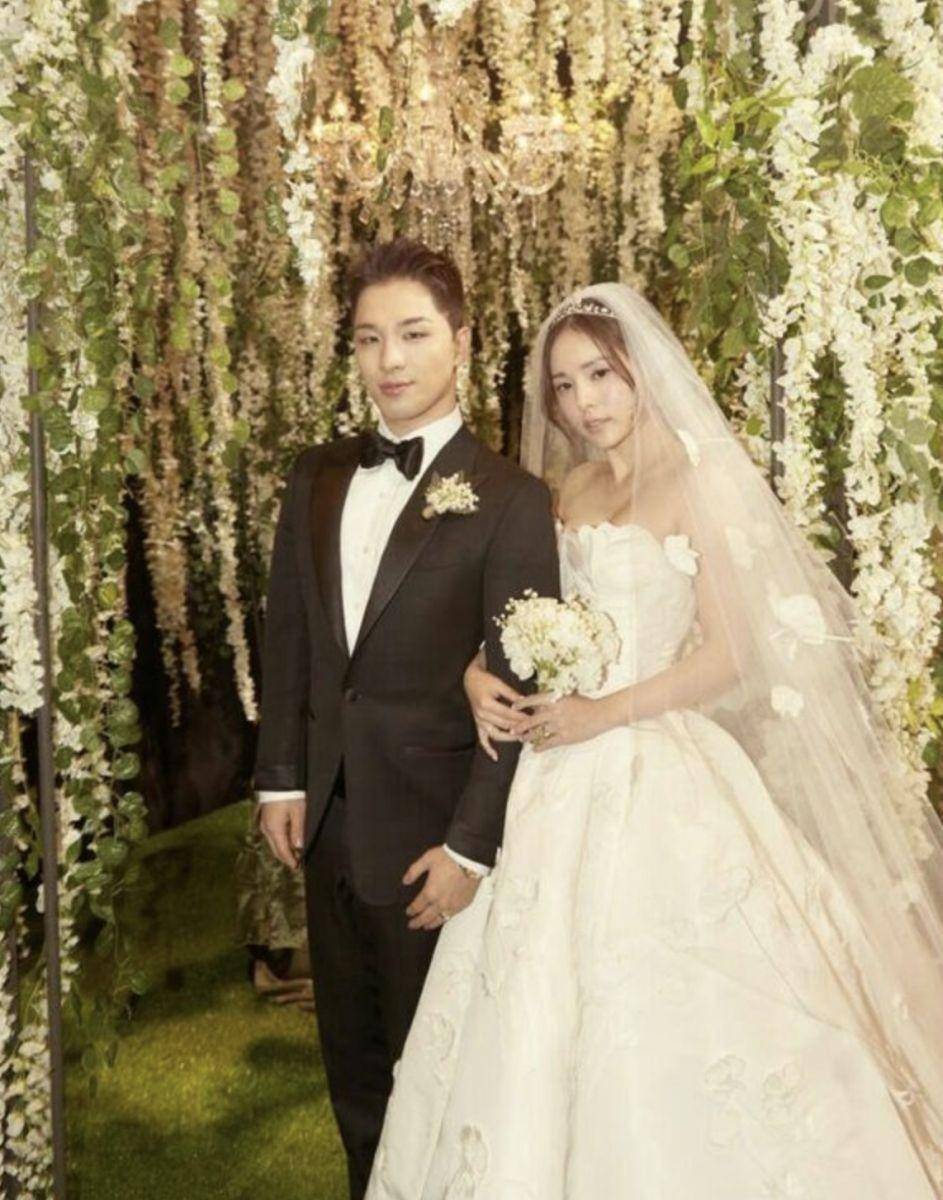 Taeyang dan Min Hyo Rin (Instagram.com/_youngbae_)