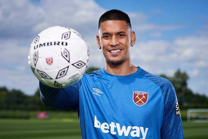 potret Alphonse Areola berseragam West Ham (whufc.com)