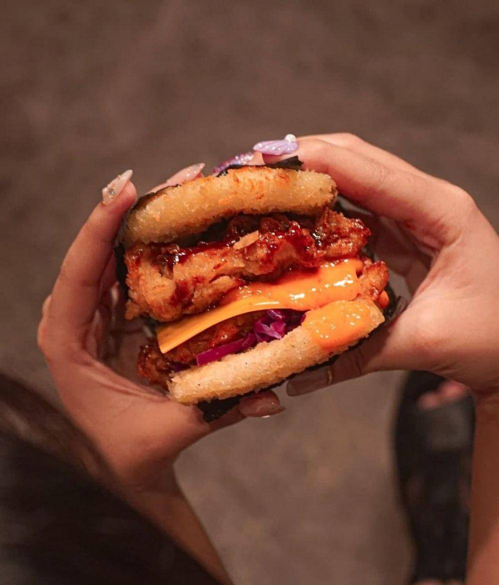 Burgushi, AEON Mall BSD (instagram.com/burgushi.id)